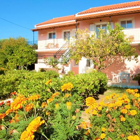Astrakeri Maria'S Paradise מראה חיצוני תמונה
