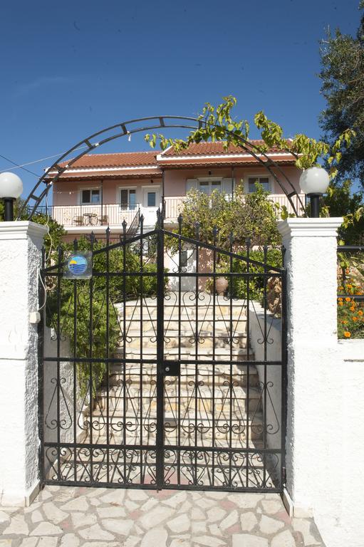 Astrakeri Maria'S Paradise מראה חיצוני תמונה